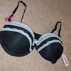 Candie's 34c padded Bra